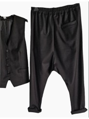 Tailleur noir pantalon blazer sans manches de chez SUN