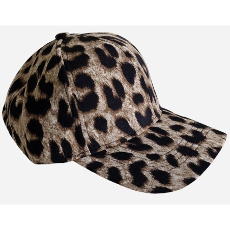 Casquette léopard, "fashion essential" de vos tenues.