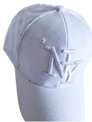 Casquette blanche, "fashion essential" de vos tenues, logo NY blanc