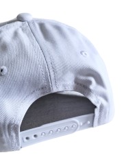 Casquette blanche, "fashion essential" de vos tenues, logo NY blanc