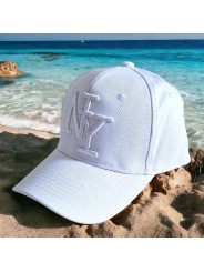 Casquette blanche, "fashion essential" de vos tenues, logo NY blanc