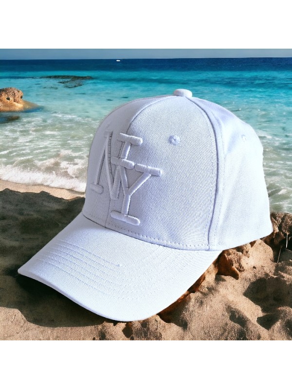 Casquette blanche, "fashion essential" de vos tenues, logo NY blanc