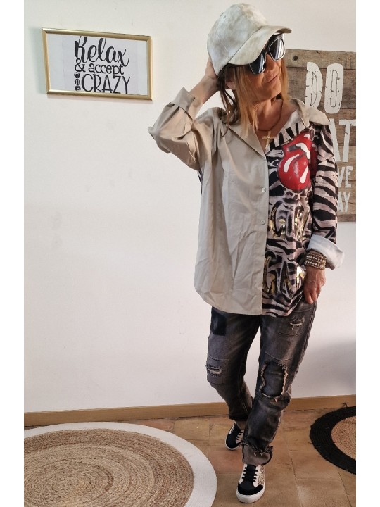 Chemise oversize, fluide, beige avec motifs zèbre et langue Rolling Stones