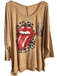 Pull fin oversize en maille lurex doré, motif Rolling Stones sur fond léopard.