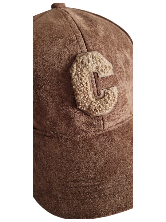 Casquette camel effet daim, logo "C" en bouclette camel