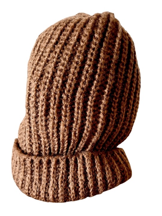 Bonnet marron chocolat à porter loose, chic et chaud pour ces mois frileux!