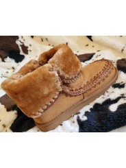 Boots fausse fourrure camel ultra tendance incontournables des "Fashion Addicts"