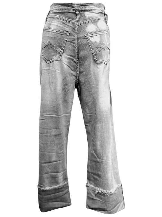 Jean "regular" gris stone washed qui se portera baggy, effet d'usures travaillées, coupe LOOSE et ses maxi revers.