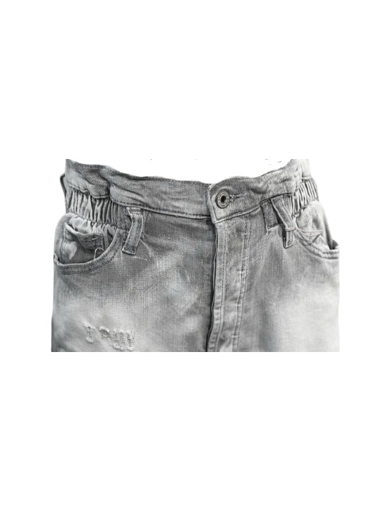 Jean "regular" gris stone washed qui se portera baggy, effet d'usures travaillées, coupe LOOSE et ses maxi revers.